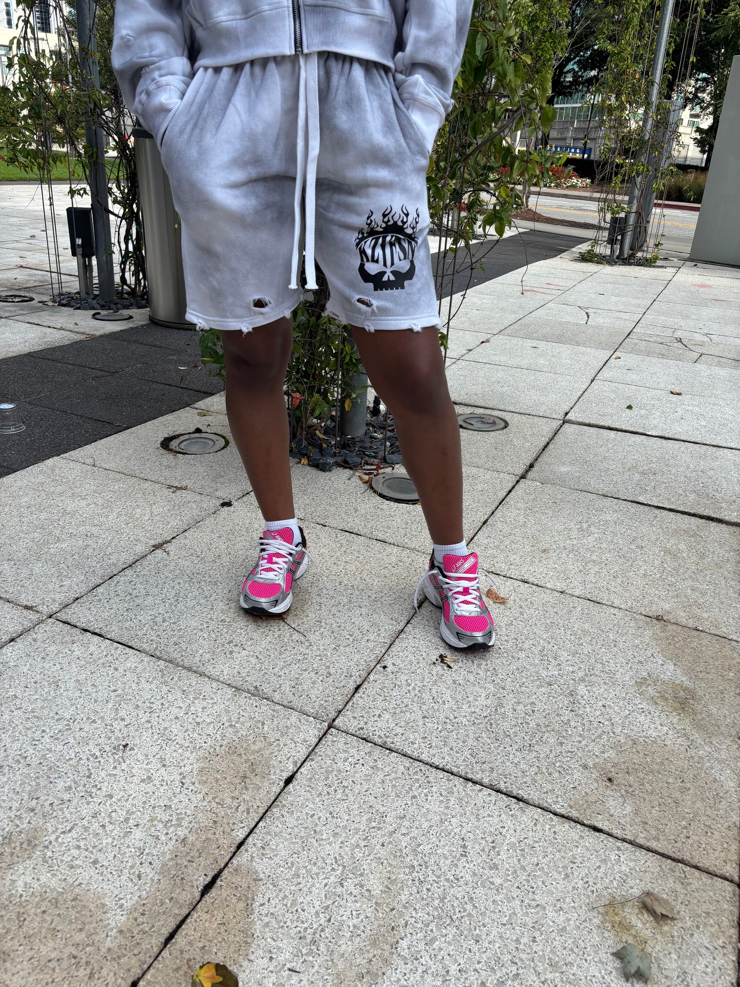 KZYFSN White Flame shorts